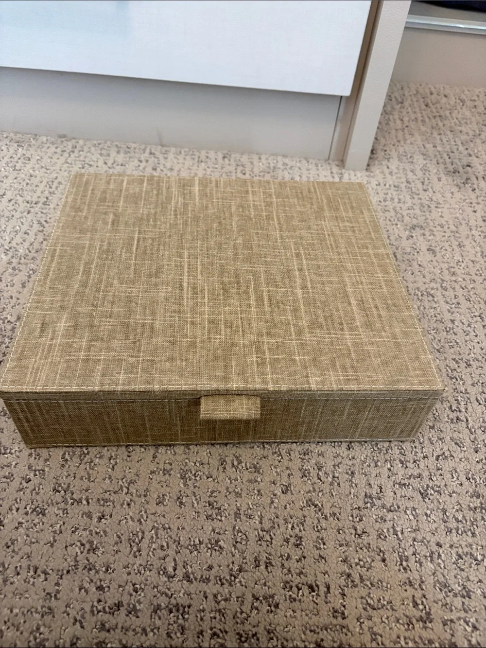 Beige Jewelry Organizer Box with Ring Rolls and Compartments